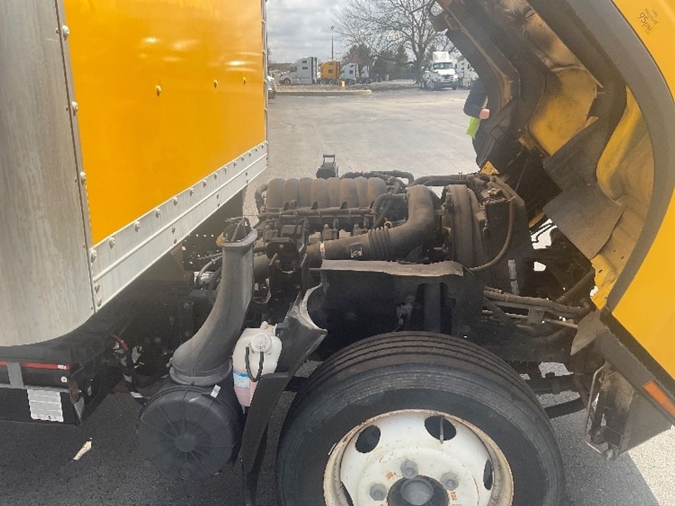 Light Duty Box Truck-Light and Medium Duty Trucks-Isuzu-2021-NPR EFI-Middlefield-OH-93,245\n\t\tmiles-$ 37,000 - Image 23