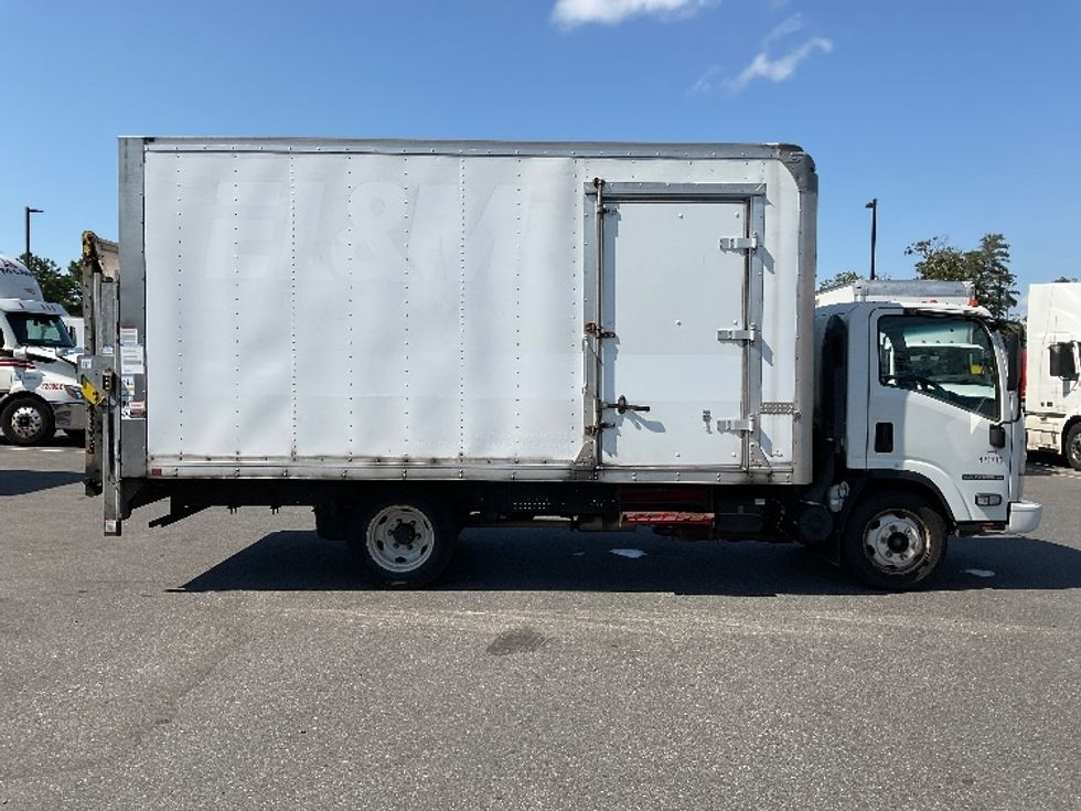 Light Duty Box Truck-Light and Medium Duty Trucks-Isuzu-2021-NPR EFI-Millville-NJ-134,571\n\t\tmiles-$ 33,750 - Image 15