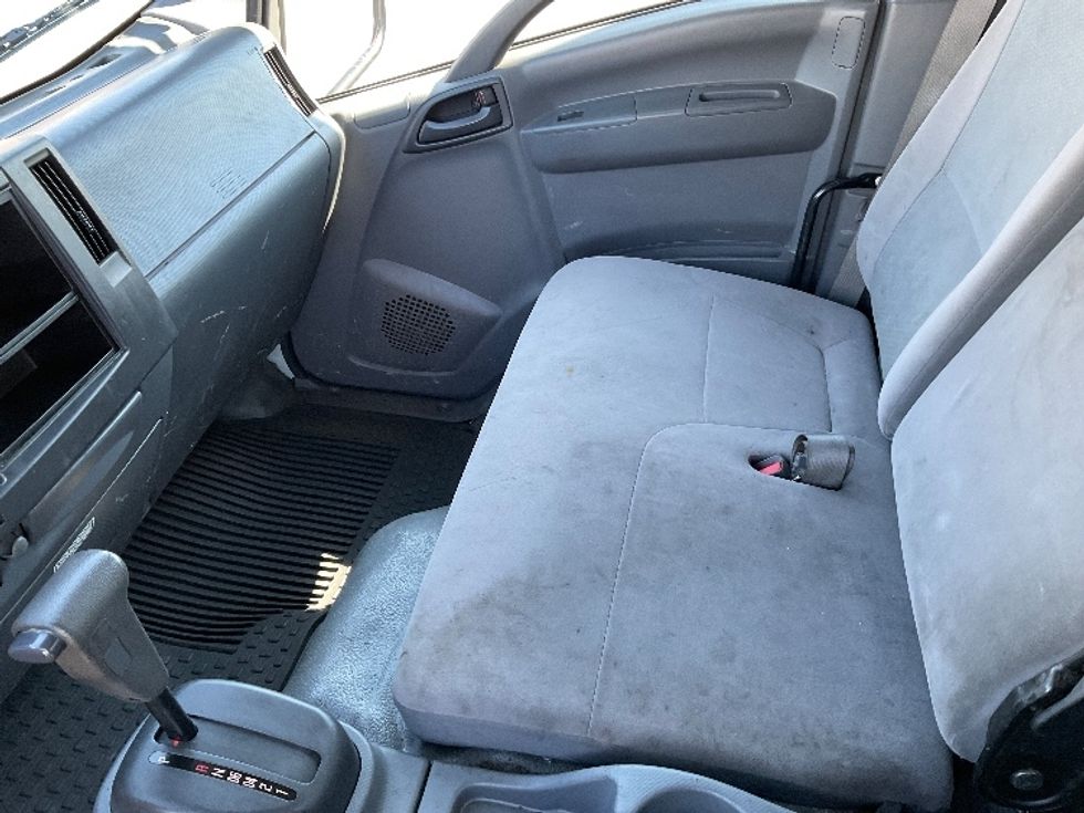 Light Duty Box Truck-Light and Medium Duty Trucks-Isuzu-2021-NPR EFI-Millville-NJ-134,571\n\t\tmiles-$ 33,750 - Image 19