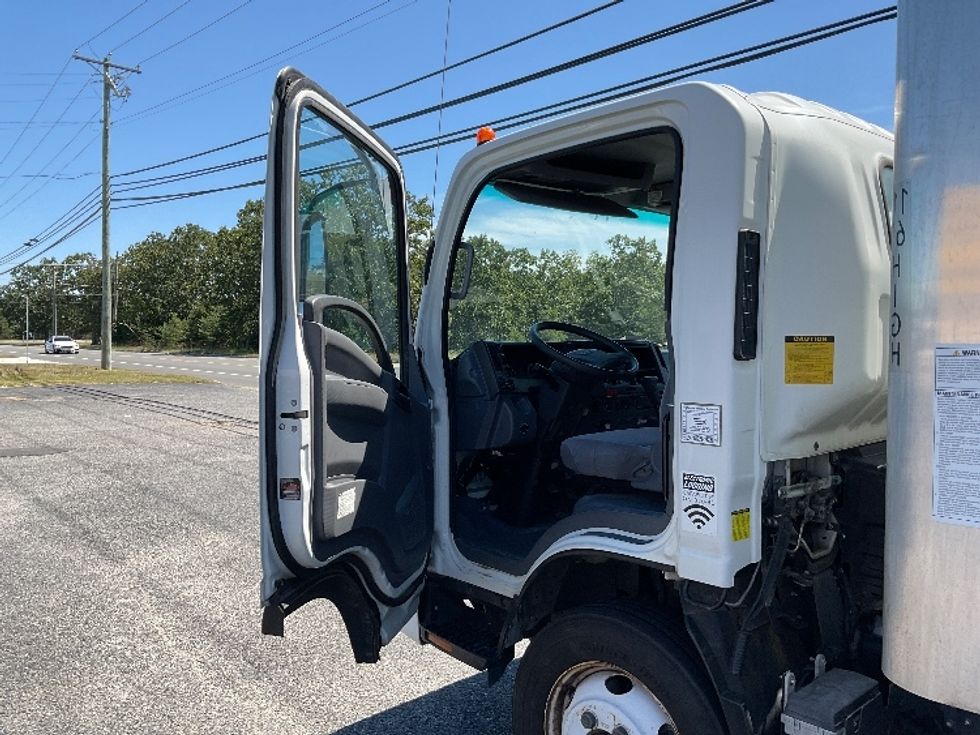 Light Duty Box Truck-Light and Medium Duty Trucks-Isuzu-2021-NPR EFI-Millville-NJ-79,607\n\t\tmiles-$ 42,000 - Image 16