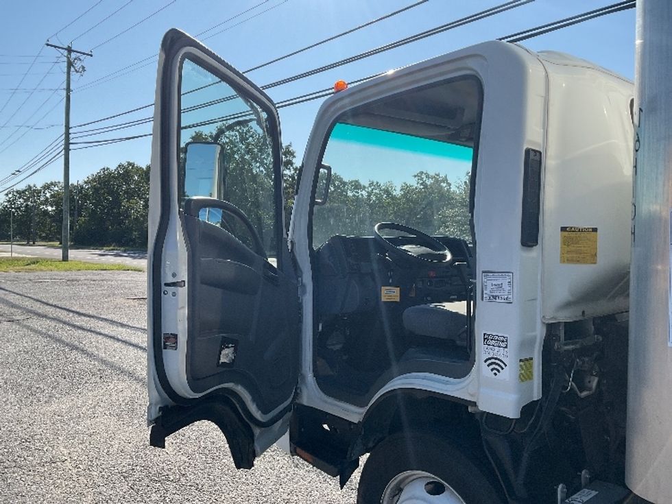 Light Duty Box Truck-Light and Medium Duty Trucks-Isuzu-2021-NPR EFI-Millville-NJ-85,273\n\t\tmiles-$ 41,500 - Image 16