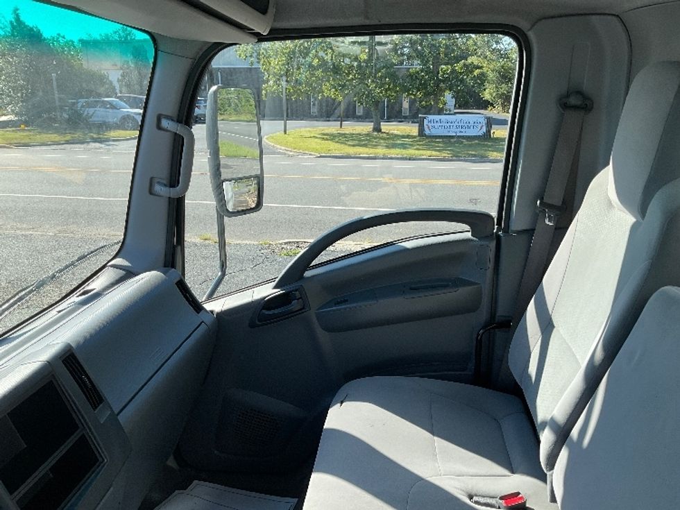 Light Duty Box Truck-Light and Medium Duty Trucks-Isuzu-2021-NPR EFI-Millville-NJ-85,273\n\t\tmiles-$ 41,500 - Image 19