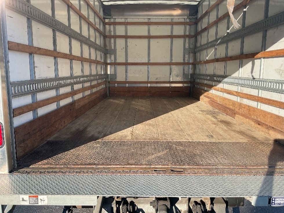 Light Duty Box Truck-Light and Medium Duty Trucks-Isuzu-2021-NPR EFI-Millville-NJ-94,257\n\t\tmiles-$ 40,500 - Image 10