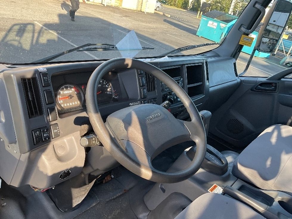 Light Duty Box Truck-Light and Medium Duty Trucks-Isuzu-2021-NPR EFI-Millville-NJ-94,257\n\t\tmiles-$ 40,500 - Image 17