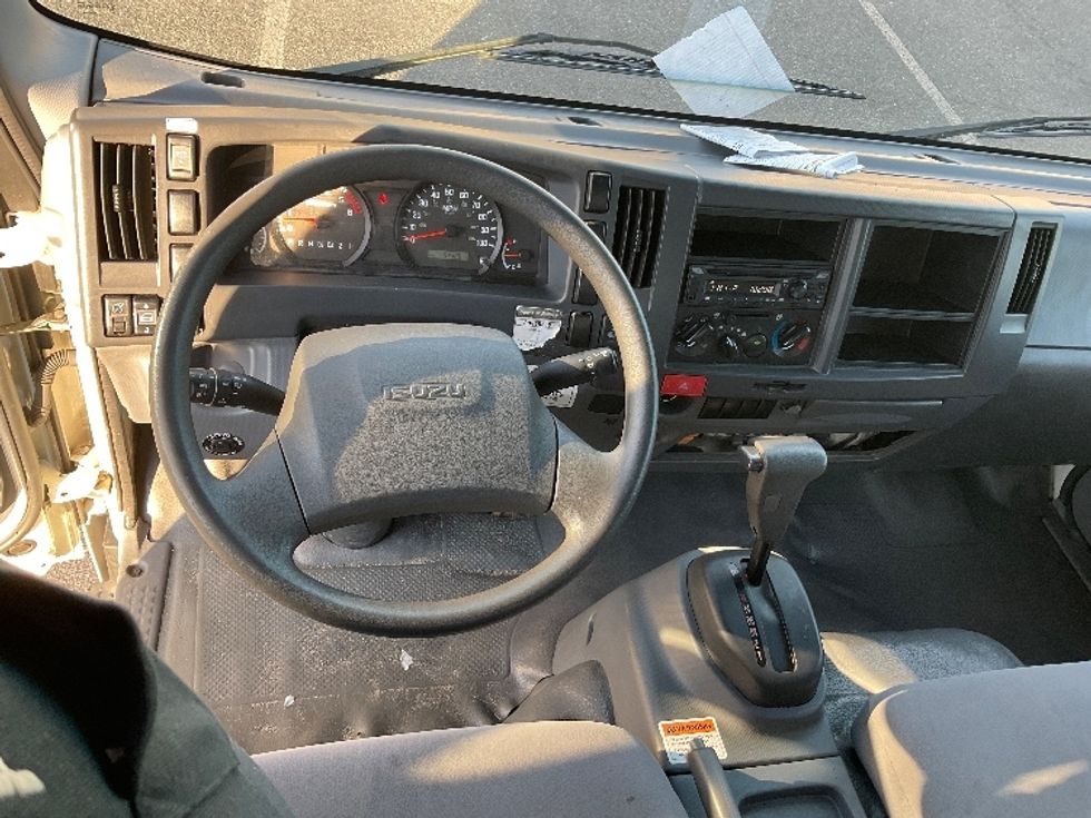 Light Duty Box Truck-Light and Medium Duty Trucks-Isuzu-2021-NPR EFI-Millville-NJ-94,257\n\t\tmiles-$ 40,500 - Image 18