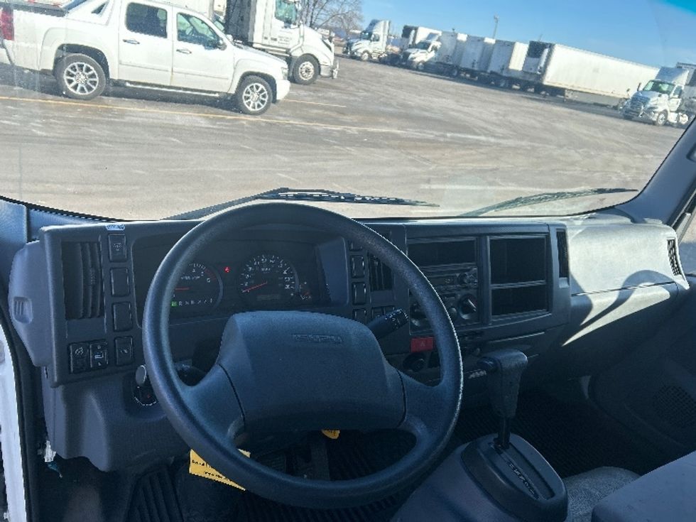 Light Duty Box Truck-Light and Medium Duty Trucks-Isuzu-2021-NPR EFI-Milwaukee-WI-102,726\n\t\tmiles-$ 36,500 - Image 17