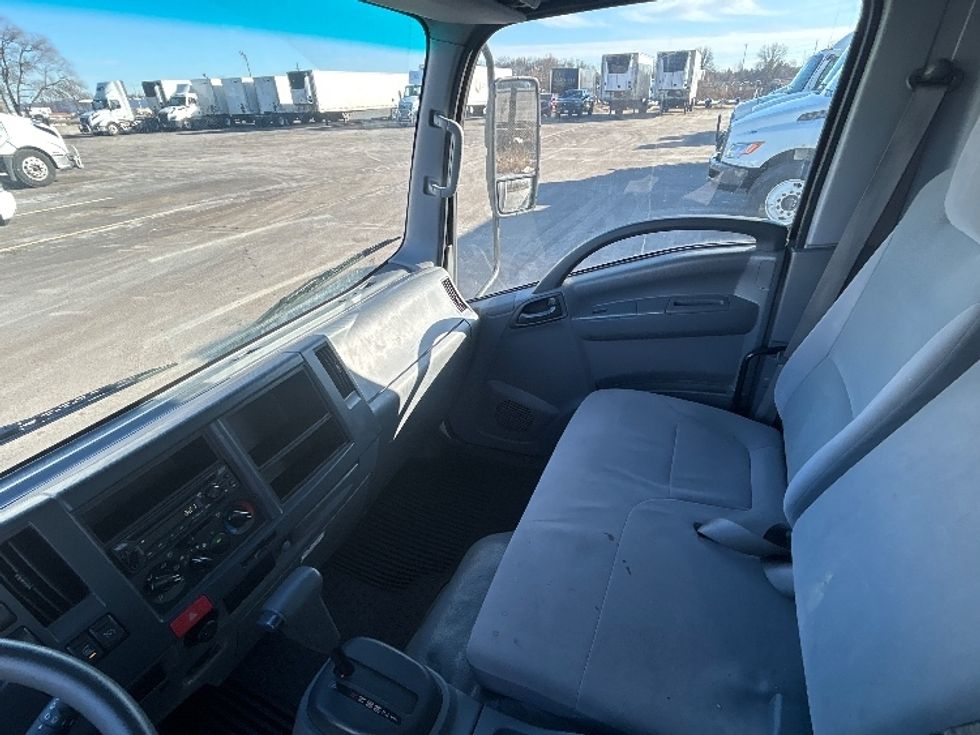 Light Duty Box Truck-Light and Medium Duty Trucks-Isuzu-2021-NPR EFI-Milwaukee-WI-102,726\n\t\tmiles-$ 36,500 - Image 19