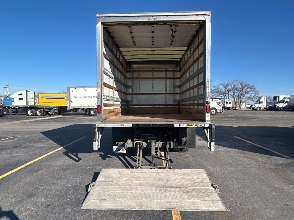 Light Duty Box Truck-Light and Medium Duty Trucks-Isuzu-2021-NPR EFI-Milwaukee-WI-102,726\n\t\tmiles-$ 36,500 - Image 9