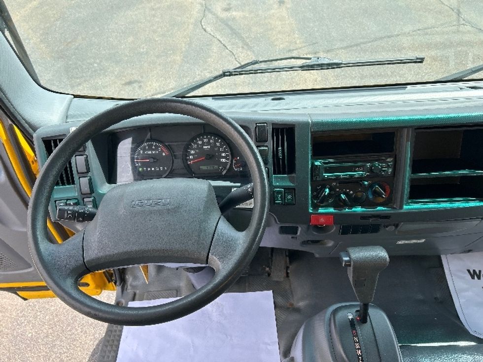 Light Duty Box Truck-Light and Medium Duty Trucks-Isuzu-2021-NPR EFI-Milwaukee-WI-104,177\n\t\tmiles-$ 37,250 - Image 18