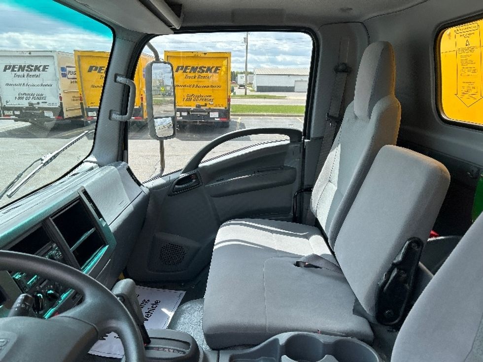 Light Duty Box Truck-Light and Medium Duty Trucks-Isuzu-2021-NPR EFI-Milwaukee-WI-104,177\n\t\tmiles-$ 37,250 - Image 19