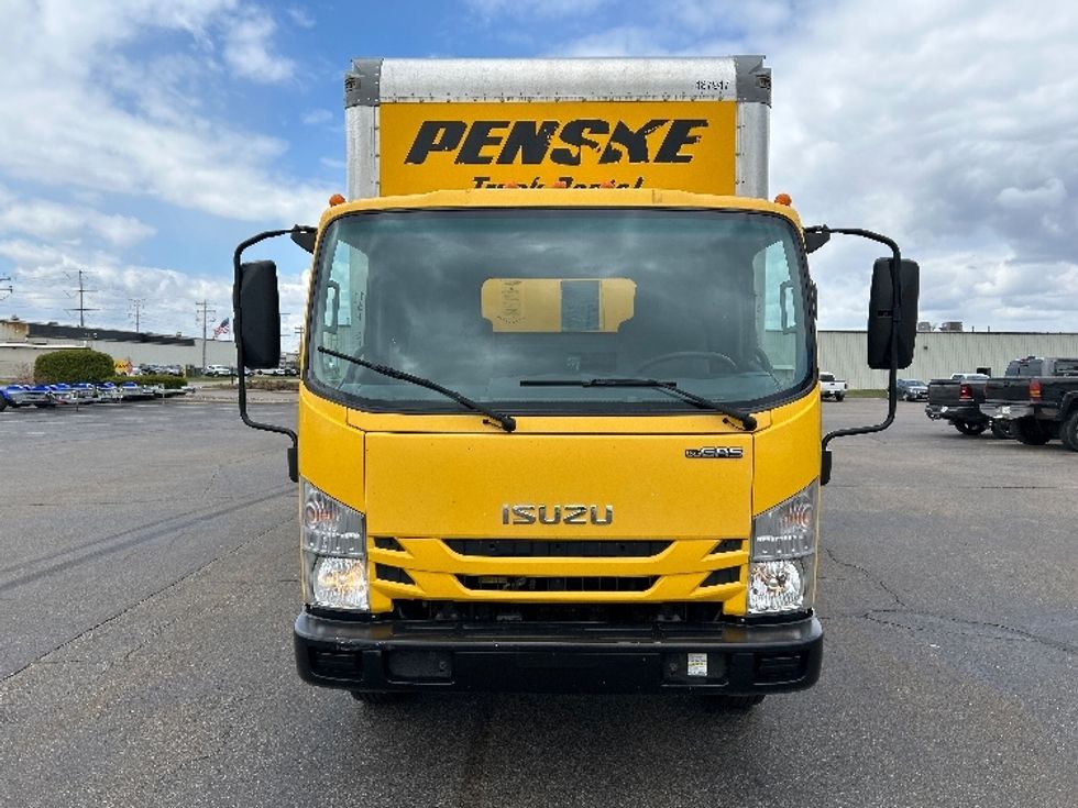 Light Duty Box Truck-Light and Medium Duty Trucks-Isuzu-2021-NPR EFI-Milwaukee-WI-104,177\n\t\tmiles-$ 37,250 - Image 2