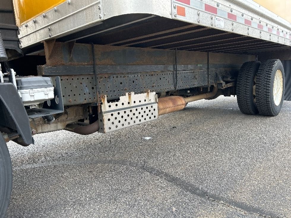 Light Duty Box Truck-Light and Medium Duty Trucks-Isuzu-2021-NPR EFI-Milwaukee-WI-104,177\n\t\tmiles-$ 37,250 - Image 5