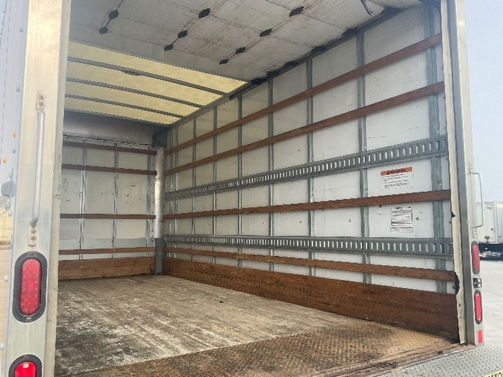 Light Duty Box Truck-Light and Medium Duty Trucks-Isuzu-2021-NPR EFI-Milwaukee-WI-110,693\n\t\tmiles-$ 32,500 - Image 12