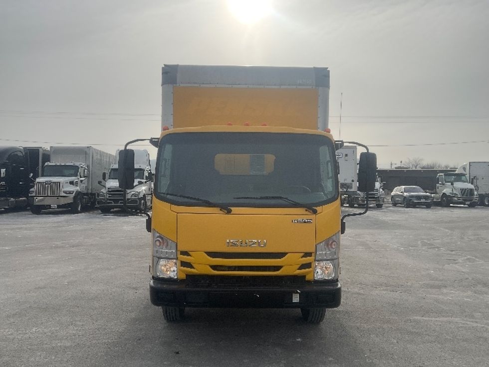 Light Duty Box Truck-Light and Medium Duty Trucks-Isuzu-2021-NPR EFI-Milwaukee-WI-110,693\n\t\tmiles-$ 32,500 - Image 2