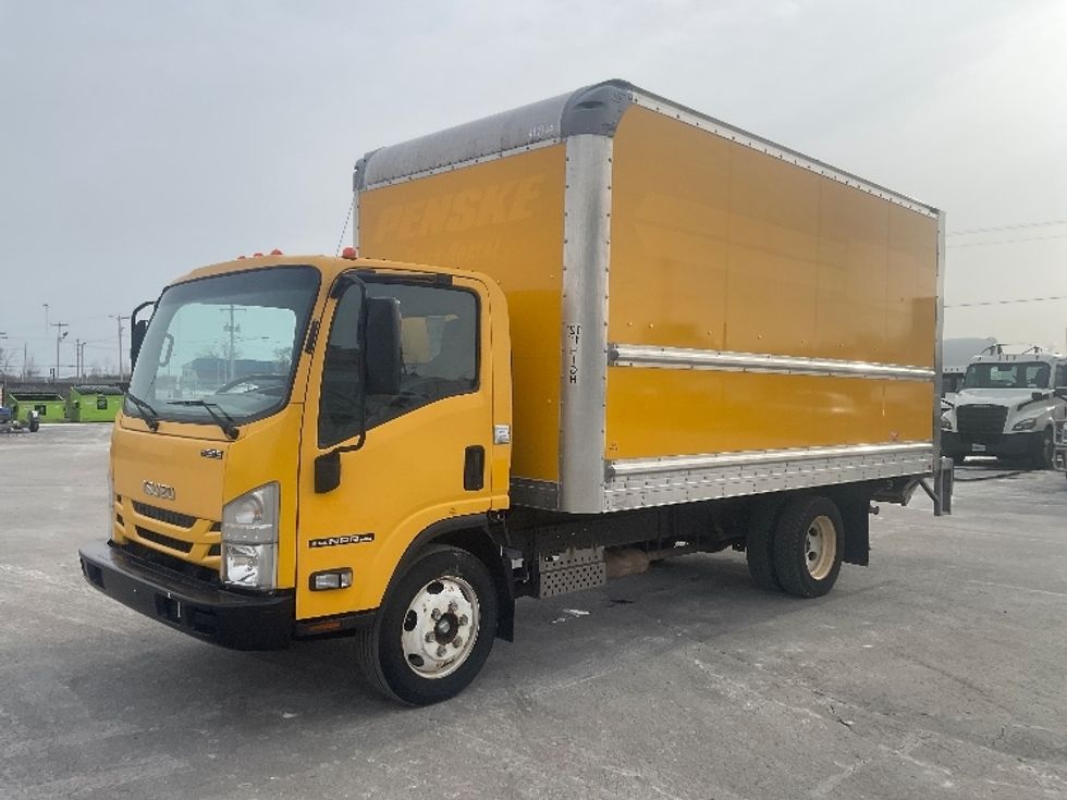 Light Duty Box Truck-Light and Medium Duty Trucks-Isuzu-2021-NPR EFI-Milwaukee-WI-110,693\n\t\tmiles-$ 32,500 - Image 3