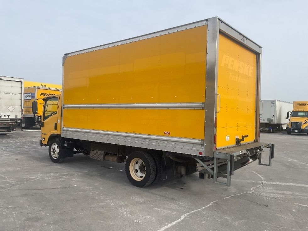 Light Duty Box Truck-Light and Medium Duty Trucks-Isuzu-2021-NPR EFI-Milwaukee-WI-110,693\n\t\tmiles-$ 32,500 - Image 6