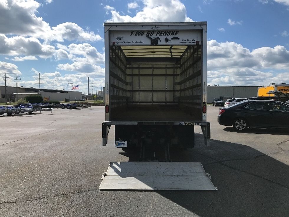 Light Duty Box Truck-Light and Medium Duty Trucks-Isuzu-2021-NPR EFI-Milwaukee-WI-114,317\n\t\tmiles-$ 35,250 - Image 9