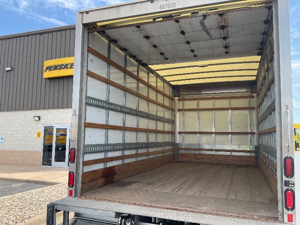 Light Duty Box Truck-Light and Medium Duty Trucks-Isuzu-2021-NPR EFI-Milwaukee-WI-114,834\n\t\tmiles-$ 38,500 - Image 11