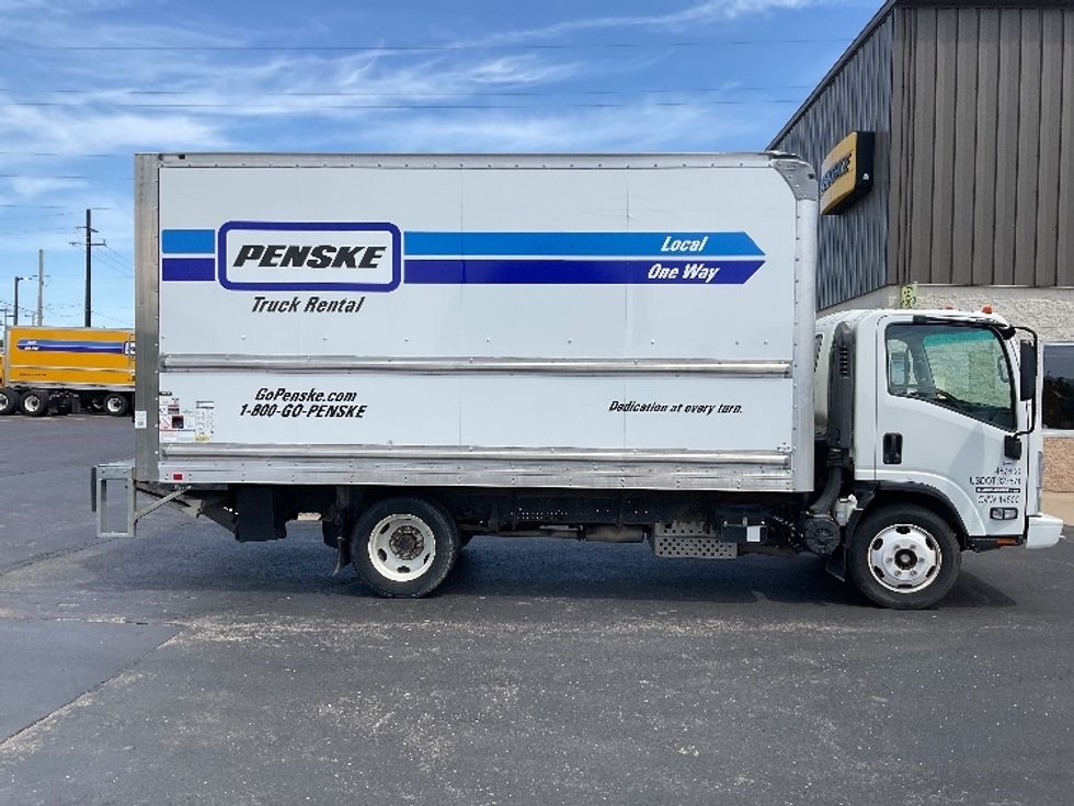 Light Duty Box Truck-Light and Medium Duty Trucks-Isuzu-2021-NPR EFI-Milwaukee-WI-114,834\n\t\tmiles-$ 38,500 - Image 15