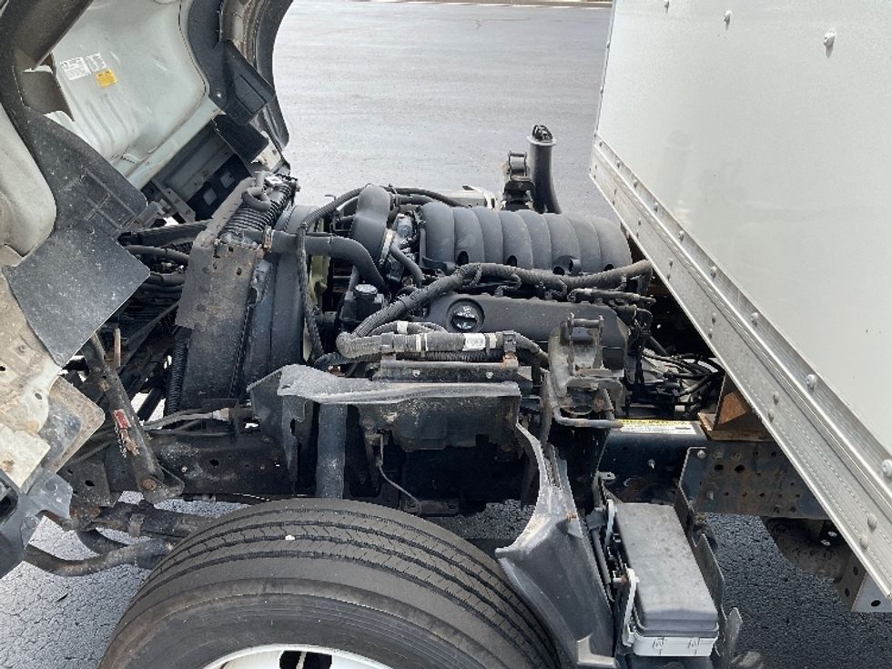 Light Duty Box Truck-Light and Medium Duty Trucks-Isuzu-2021-NPR EFI-Milwaukee-WI-114,834\n\t\tmiles-$ 38,500 - Image 24