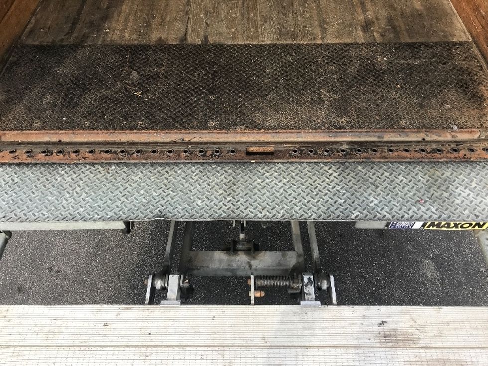 Light Duty Box Truck-Light and Medium Duty Trucks-Isuzu-2021-NPR EFI-Milwaukee-WI-121,223\n\t\tmiles-$ 37,500 - Image 10
