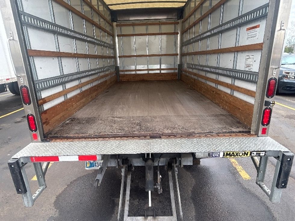 Light Duty Box Truck-Light and Medium Duty Trucks-Isuzu-2021-NPR EFI-Milwaukee-WI-64,713\n\t\tmiles-$ 40,250 - Image 10