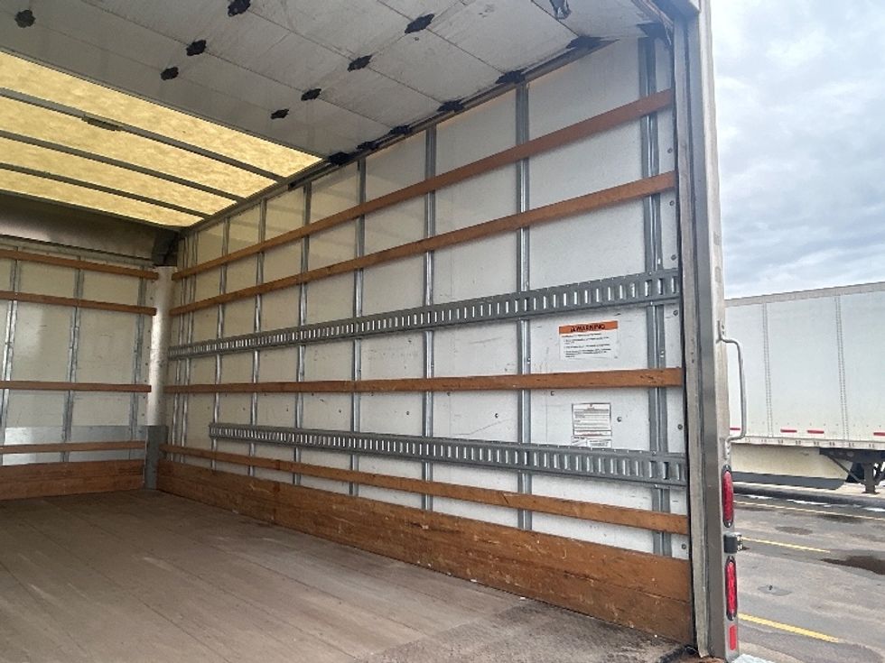 Light Duty Box Truck-Light and Medium Duty Trucks-Isuzu-2021-NPR EFI-Milwaukee-WI-64,713\n\t\tmiles-$ 40,250 - Image 12
