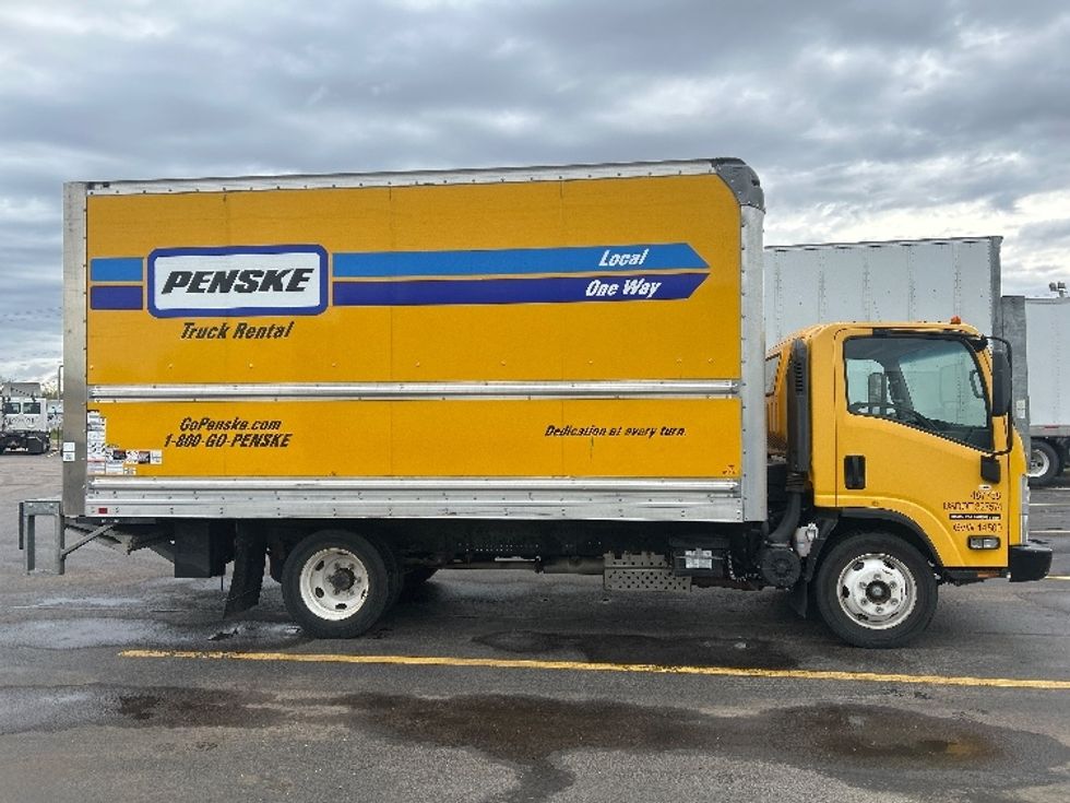 Light Duty Box Truck-Light and Medium Duty Trucks-Isuzu-2021-NPR EFI-Milwaukee-WI-64,713\n\t\tmiles-$ 40,250 - Image 15