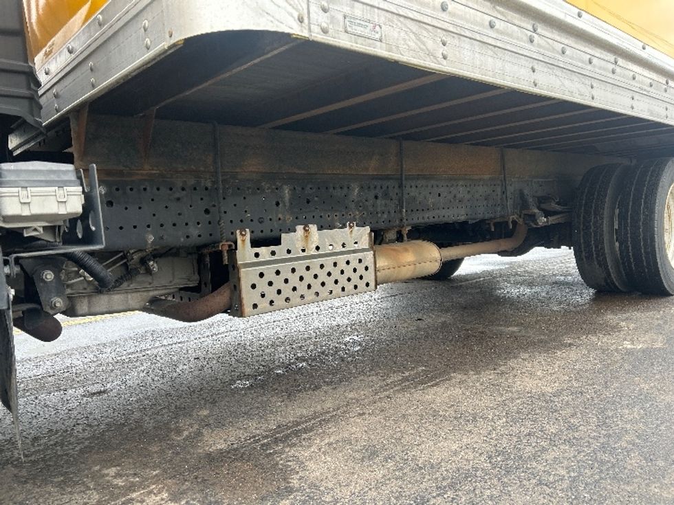 Light Duty Box Truck-Light and Medium Duty Trucks-Isuzu-2021-NPR EFI-Milwaukee-WI-64,713\n\t\tmiles-$ 40,250 - Image 5