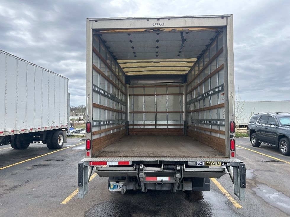 Light Duty Box Truck-Light and Medium Duty Trucks-Isuzu-2021-NPR EFI-Milwaukee-WI-64,713\n\t\tmiles-$ 40,250 - Image 8