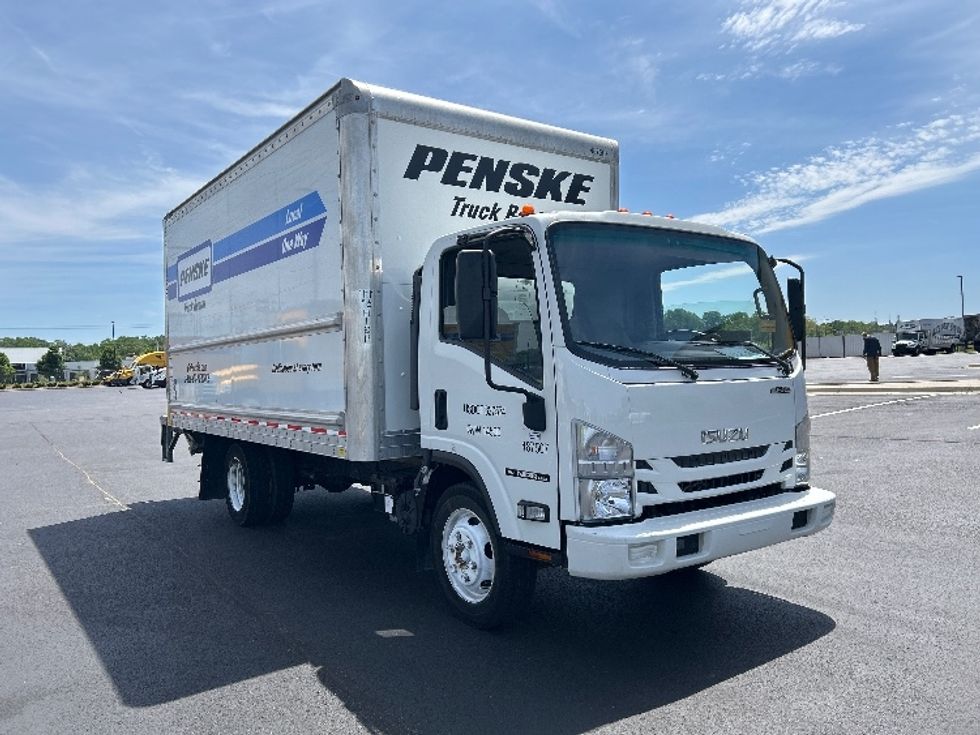 Light Duty Box Truck-Light and Medium Duty Trucks-Isuzu-2021-NPR EFI-Milwaukee-WI-71,900\n\t\tmiles-$ 41,000 - Image 1