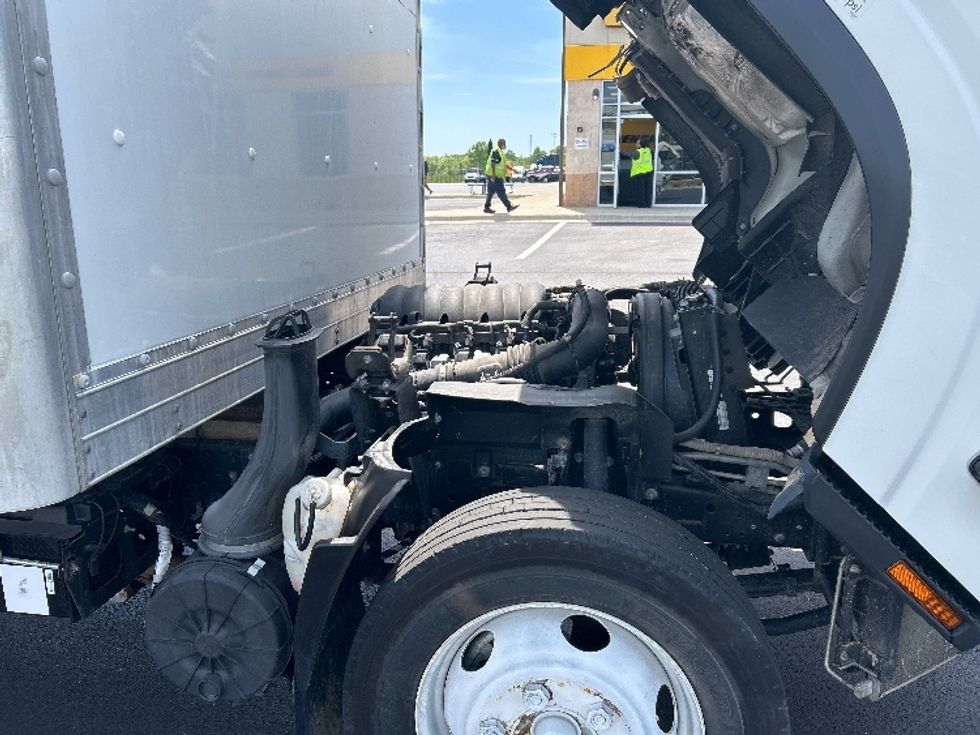 Light Duty Box Truck-Light and Medium Duty Trucks-Isuzu-2021-NPR EFI-Milwaukee-WI-71,900\n\t\tmiles-$ 41,000 - Image 23