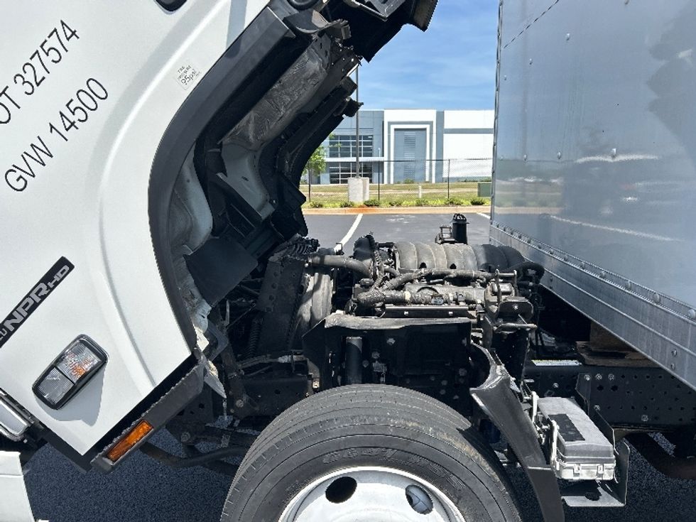 Light Duty Box Truck-Light and Medium Duty Trucks-Isuzu-2021-NPR EFI-Milwaukee-WI-71,900\n\t\tmiles-$ 41,000 - Image 24