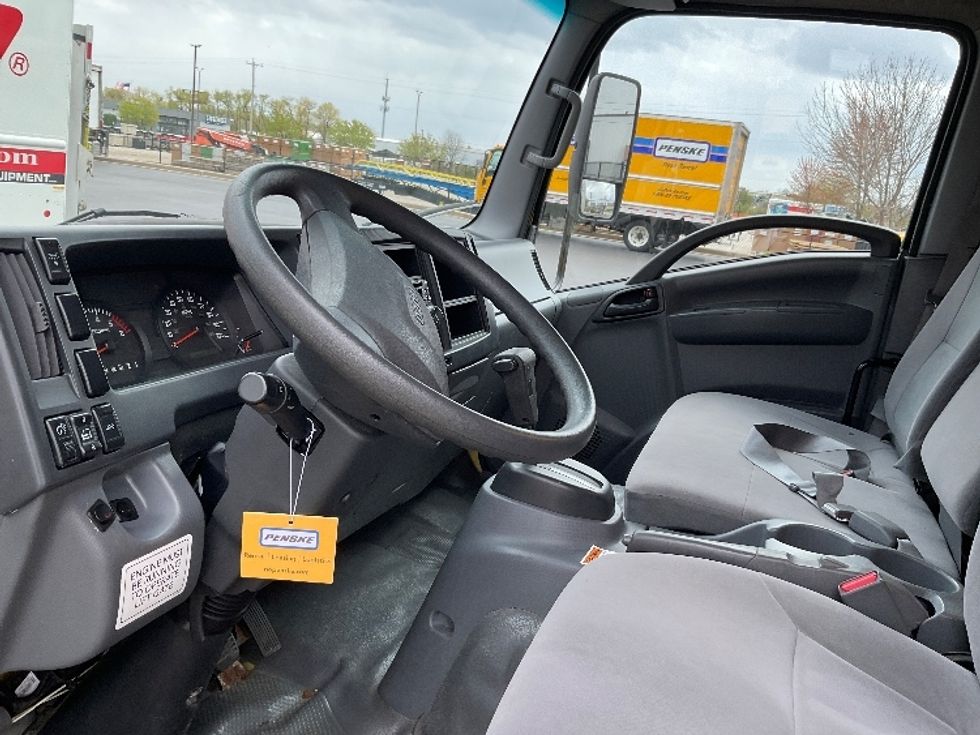 Light Duty Box Truck-Light and Medium Duty Trucks-Isuzu-2021-NPR EFI-Milwaukee-WI-78,554\n\t\tmiles-$ 40,250 - Image 17