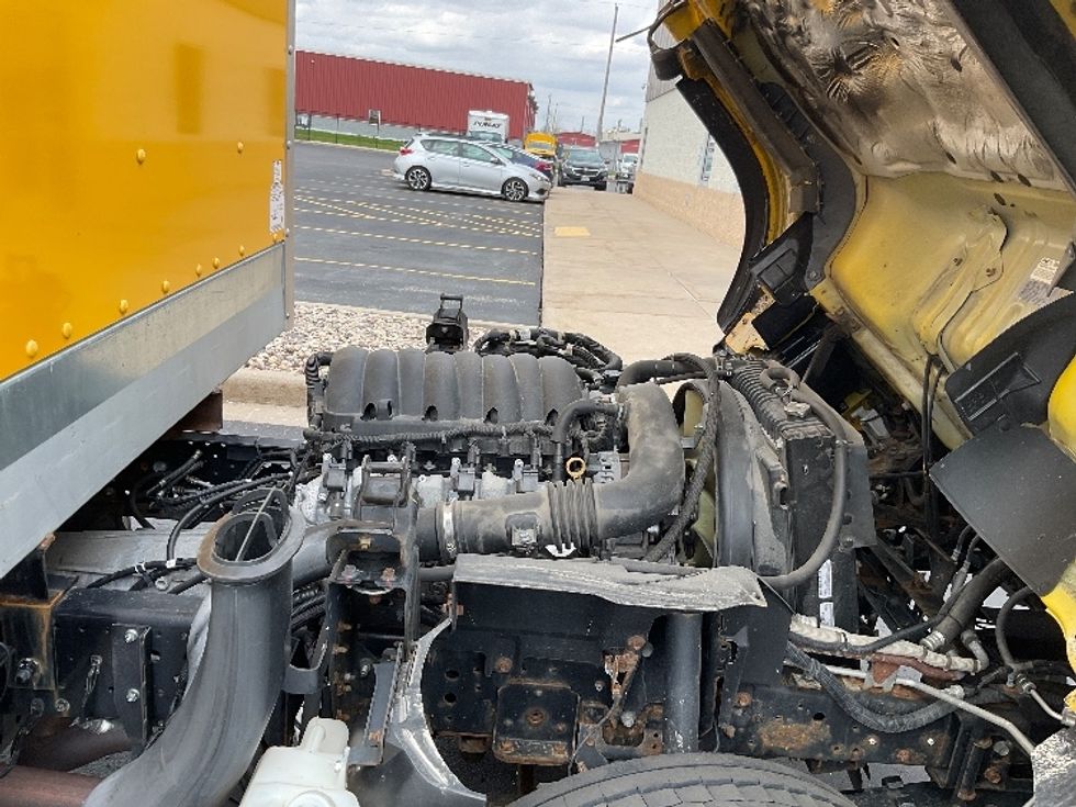 Light Duty Box Truck-Light and Medium Duty Trucks-Isuzu-2021-NPR EFI-Milwaukee-WI-78,554\n\t\tmiles-$ 40,250 - Image 23