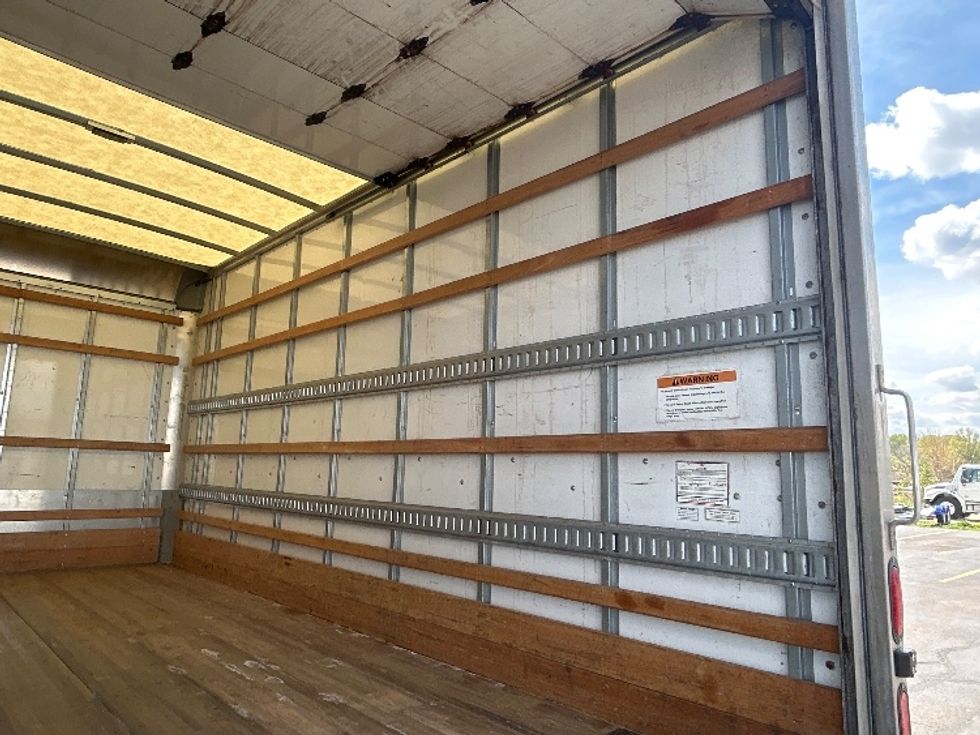 Light Duty Box Truck-Light and Medium Duty Trucks-Isuzu-2021-NPR EFI-Milwaukee-WI-79,547\n\t\tmiles-$ 41,000 - Image 12