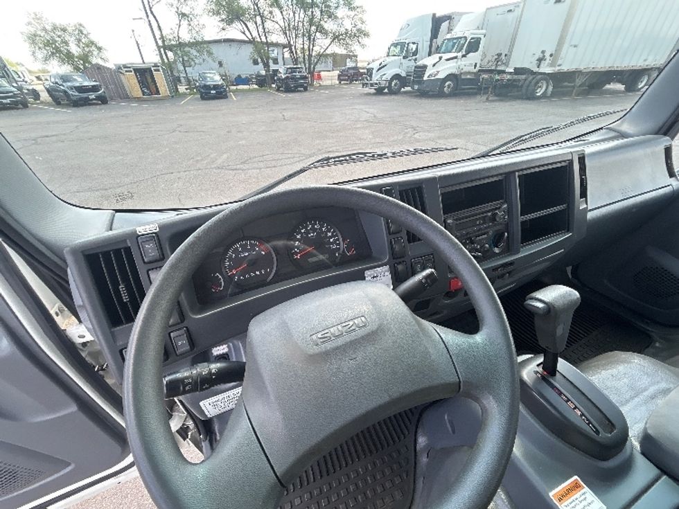 Light Duty Box Truck-Light and Medium Duty Trucks-Isuzu-2021-NPR EFI-Milwaukee-WI-79,547\n\t\tmiles-$ 41,000 - Image 18