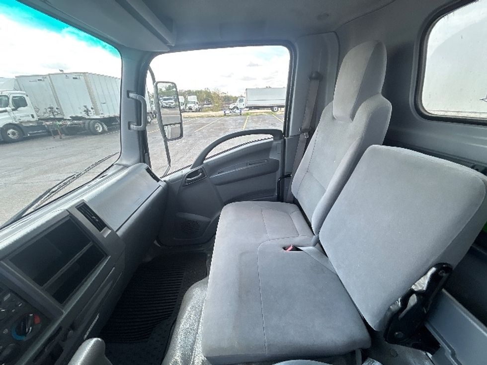 Light Duty Box Truck-Light and Medium Duty Trucks-Isuzu-2021-NPR EFI-Milwaukee-WI-79,547\n\t\tmiles-$ 41,000 - Image 19