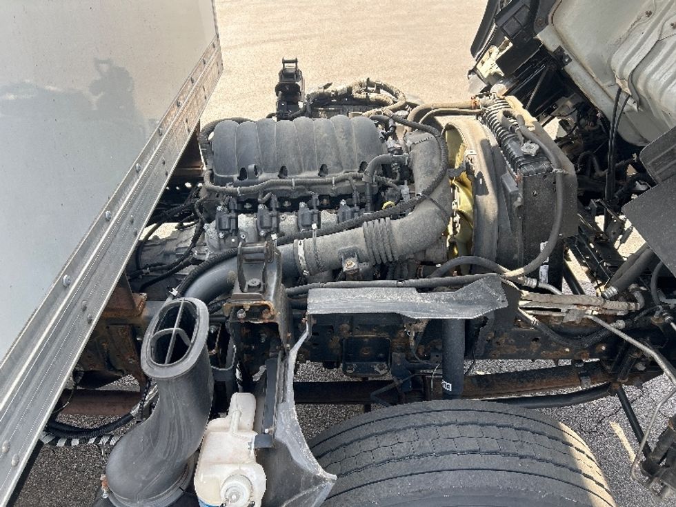 Light Duty Box Truck-Light and Medium Duty Trucks-Isuzu-2021-NPR EFI-Milwaukee-WI-79,547\n\t\tmiles-$ 41,000 - Image 23