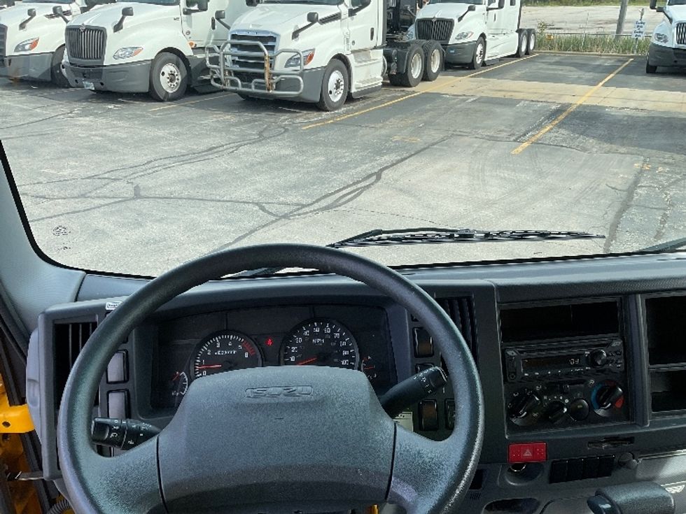 Light Duty Box Truck-Light and Medium Duty Trucks-Isuzu-2021-NPR EFI-Milwaukee-WI-94,886\n\t\tmiles-$ 38,250 - Image 18