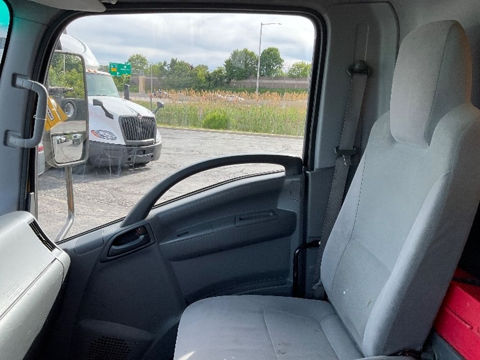 Light Duty Box Truck-Light and Medium Duty Trucks-Isuzu-2021-NPR EFI-Milwaukee-WI-94,886\n\t\tmiles-$ 38,250 - Image 19