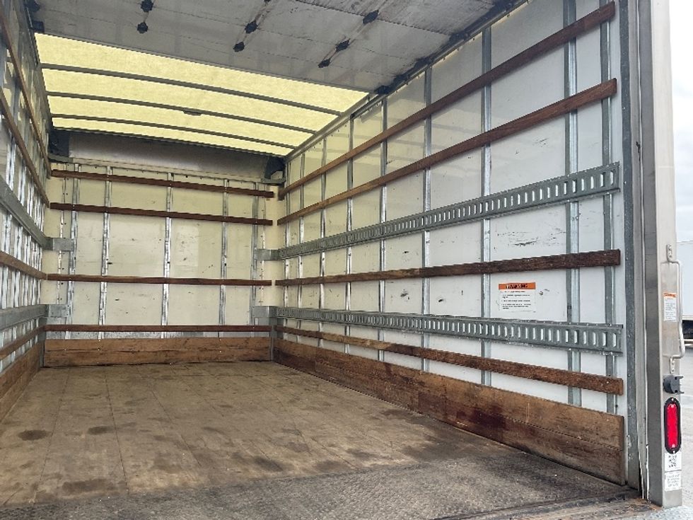 Light Duty Box Truck-Light and Medium Duty Trucks-Isuzu-2021-NPR EFI-Milwaukee-WI-95,088\n\t\tmiles-$ 38,250 - Image 11