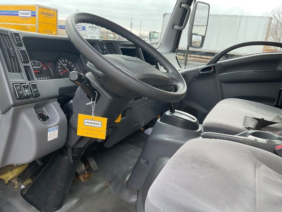 Light Duty Box Truck-Light and Medium Duty Trucks-Isuzu-2021-NPR EFI-Milwaukee-WI-95,088\n\t\tmiles-$ 38,250 - Image 15