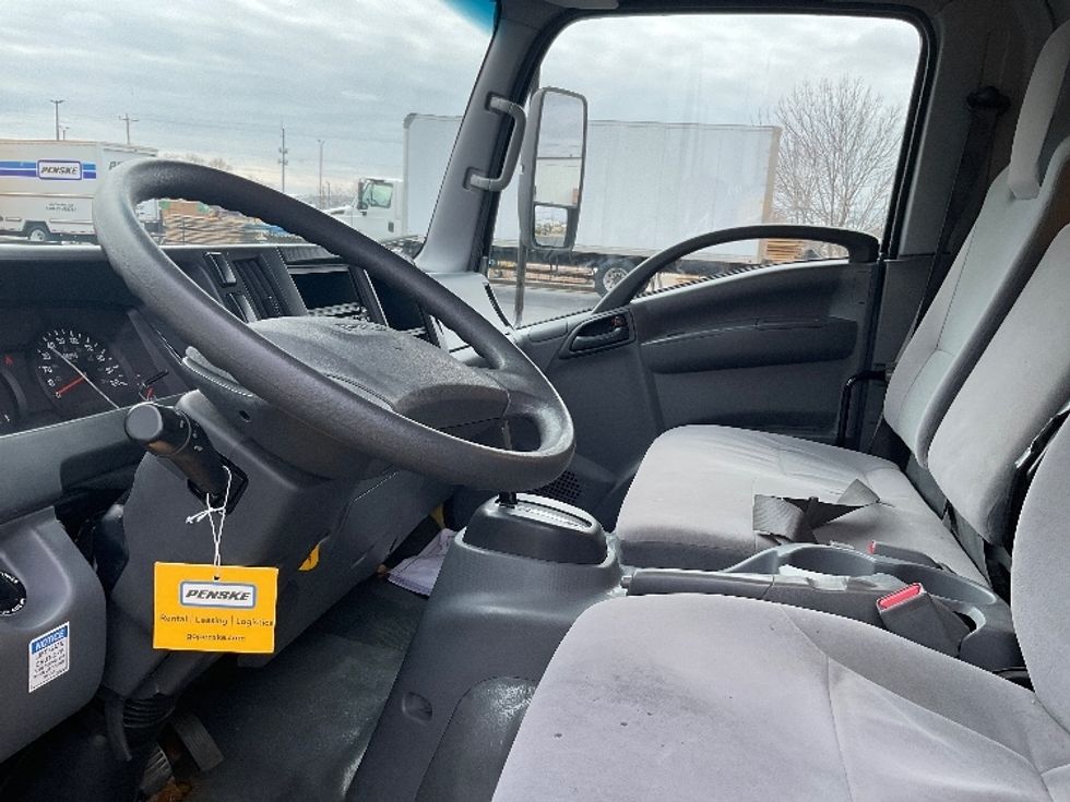 Light Duty Box Truck-Light and Medium Duty Trucks-Isuzu-2021-NPR EFI-Milwaukee-WI-95,088\n\t\tmiles-$ 38,250 - Image 17