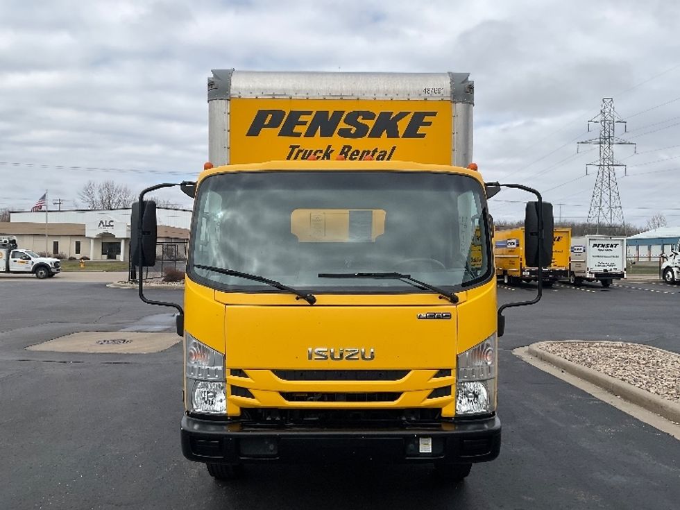 Light Duty Box Truck-Light and Medium Duty Trucks-Isuzu-2021-NPR EFI-Milwaukee-WI-95,088\n\t\tmiles-$ 38,250 - Image 2