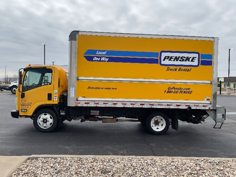 Light Duty Box Truck-Light and Medium Duty Trucks-Isuzu-2021-NPR EFI-Milwaukee-WI-95,088\n\t\tmiles-$ 38,250 - Image 4