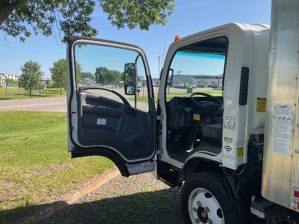 Light Duty Box Truck-Light and Medium Duty Trucks-Isuzu-2021-NPR EFI-Minot-ND-87,702\n\t\tmiles-$ 39,750 - Image 16