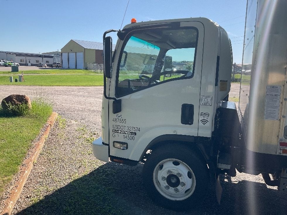 Light Duty Box Truck-Light and Medium Duty Trucks-Isuzu-2021-NPR EFI-Minot-ND-87,702\n\t\tmiles-$ 39,750 - Image 25