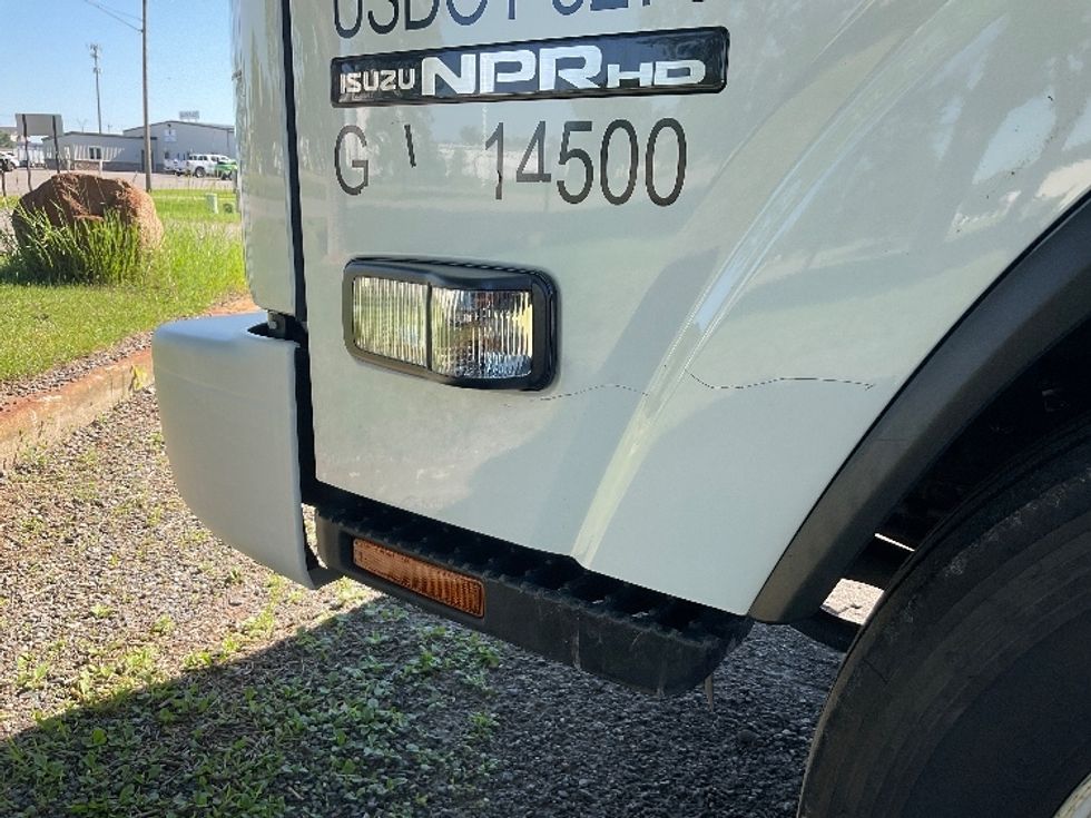 Light Duty Box Truck-Light and Medium Duty Trucks-Isuzu-2021-NPR EFI-Minot-ND-87,702\n\t\tmiles-$ 39,750 - Image 27