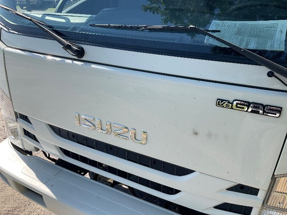 Light Duty Box Truck-Light and Medium Duty Trucks-Isuzu-2021-NPR EFI-Minot-ND-87,702\n\t\tmiles-$ 39,750 - Image 28